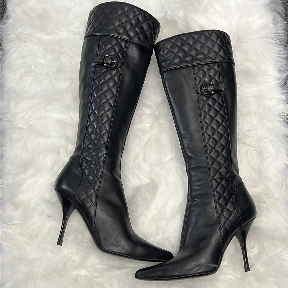 Burberry Black Leather Knee-high Boots Quilted